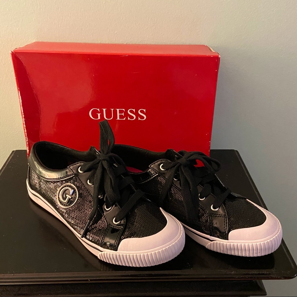 Women’s guess sneakers
